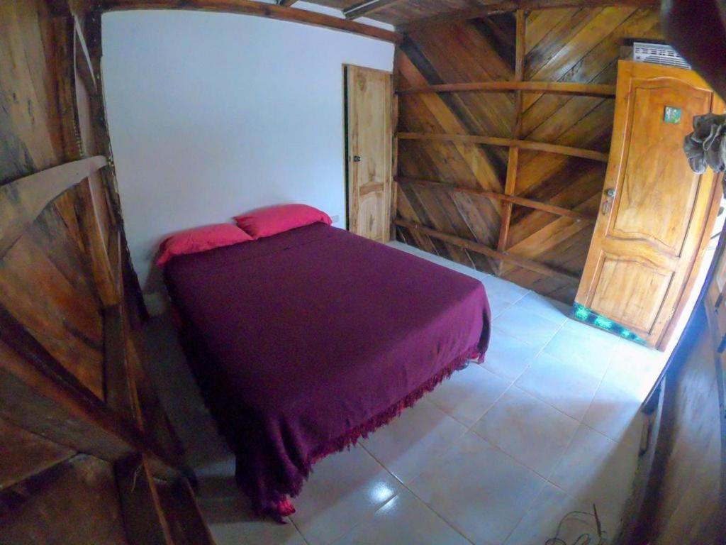 Montañita Iguana Beach Houseホステル エクステリア 写真