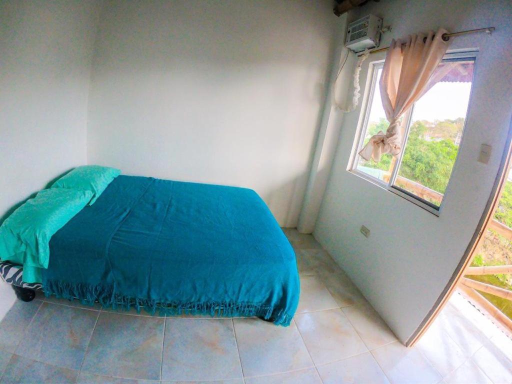 Montañita Iguana Beach Houseホステル エクステリア 写真