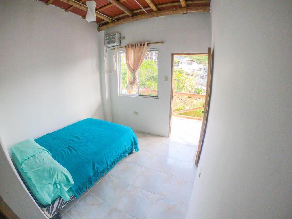 Montañita Iguana Beach Houseホステル エクステリア 写真